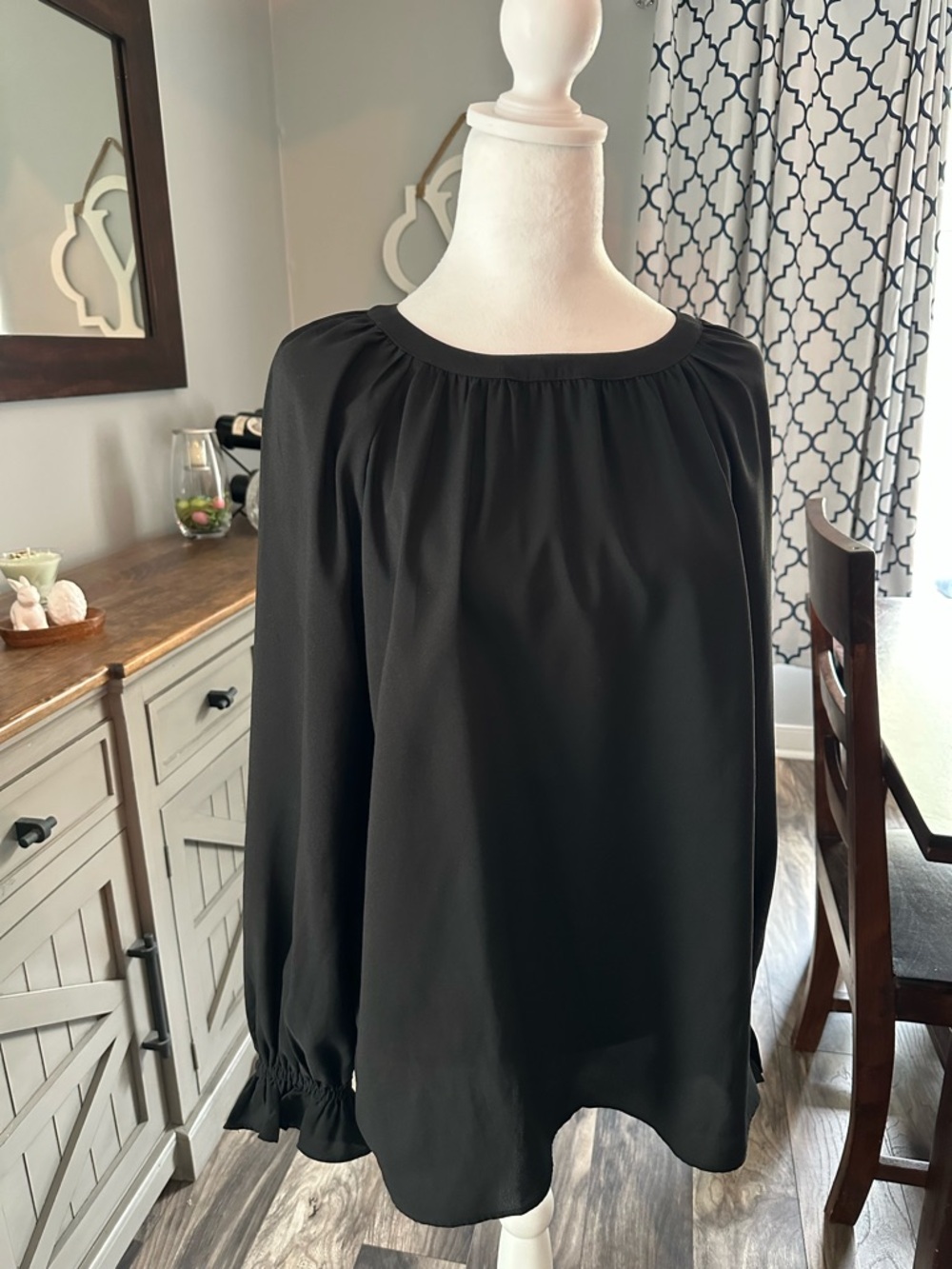 Ann Taylor Black Long-Sleeve Peasant Blouse